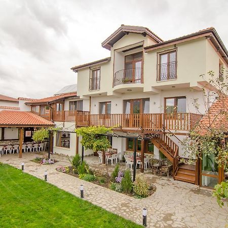 Guest House Villa Elma Nevsha Экстерьер фото