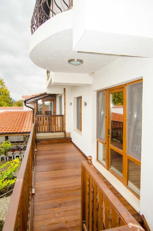 Guest House Villa Elma Nevsha Экстерьер фото